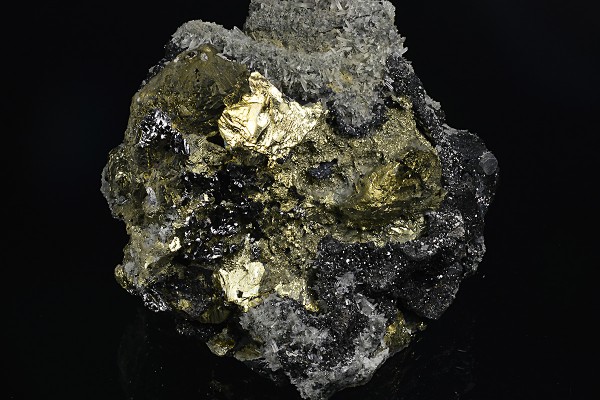 Chalcopyrite, Sphalerite, Galena, Quartz, Calcite