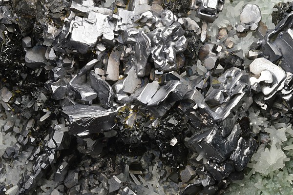 Skeletal Galena, Sphalerite, Japan Law Twin Quartz