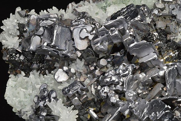 Skeletal Galena, Sphalerite, Japan Law Twin Quartz