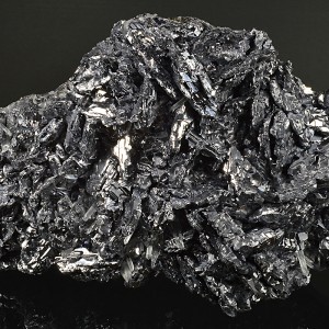 Spinel law twin Galena with Quartz inclusions