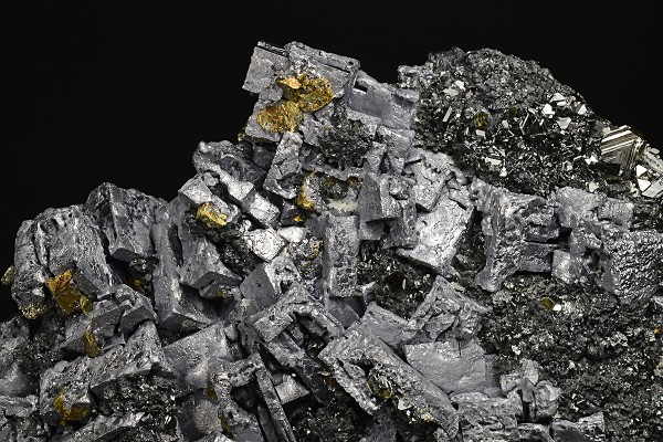 Skeletal Galena, Sphalerite, Chalcopyrite, Pyrite, Quartz