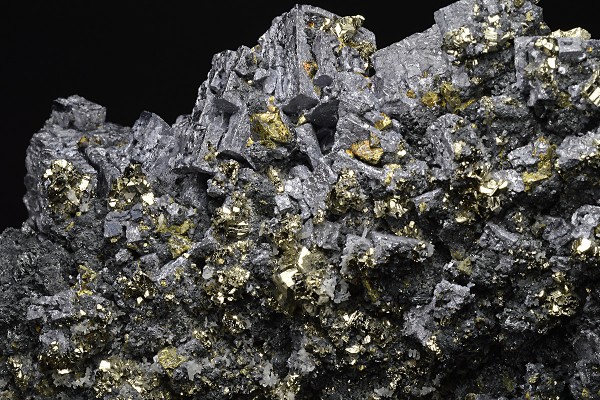 Skeletal Galena, Sphalerite, Chalcopyrite, Pyrite, Quartz