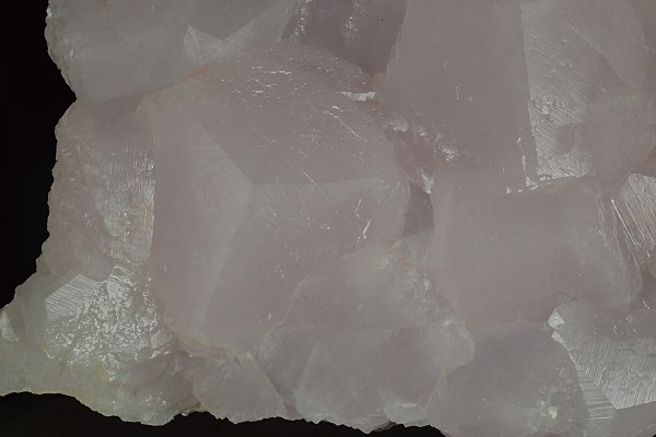 Manganoan Calcite