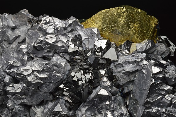 Twinned Galena, Sphalerite, Chalcopyrite, Quartz