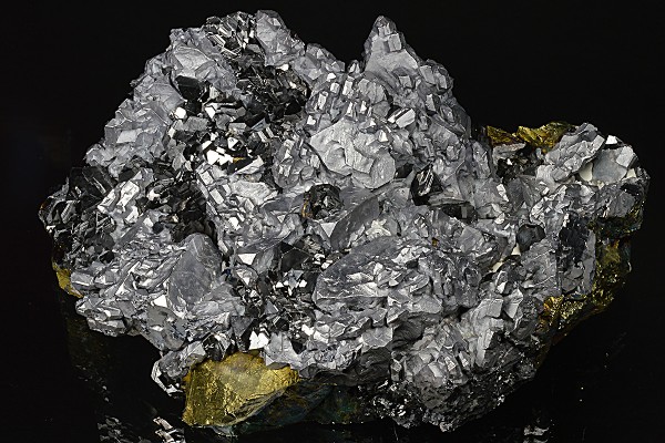 Twinned Galena, Sphalerite, Chalcopyrite, Quartz
