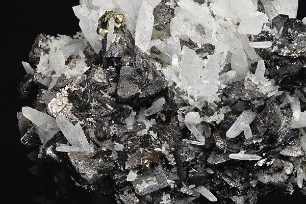 Sphalerite, Quartz, Pyrite, Galena, Chalcopyrite