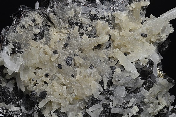 Sphalerite, Quartz, Pyrite, Galena, Chalcopyrite