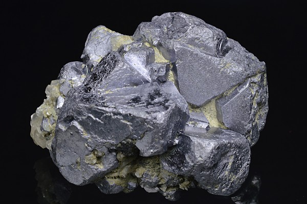 Twinned and truncated Galena, Calcite