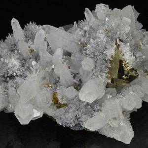 Chalcopyrite, two generations Quartz