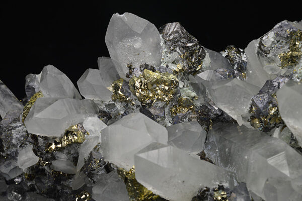 Quartz, Galena, Chalcopyrite, Pyrite