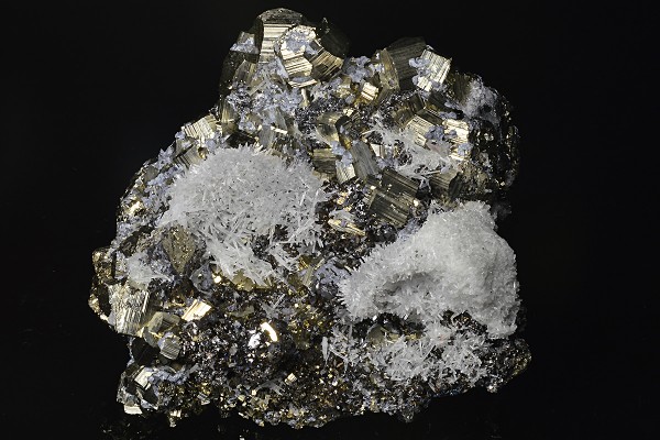 Pyrite, Quartz, Sphalerite, Galena