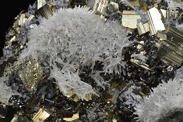 Pyrite, Quartz, Sphalerite, Galena