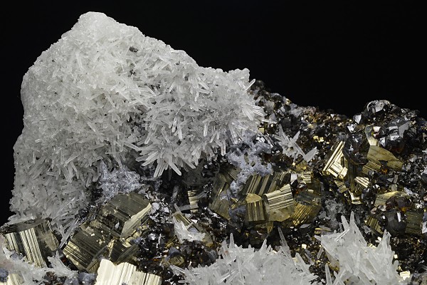 Pyrite, Quartz, Sphalerite, Galena