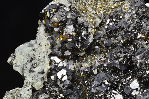 Galena, gem Sphalerite var.Cleiophane, Pyrite, Quartz