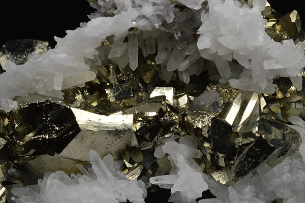 Pyrite, Quartz, Sphalerite