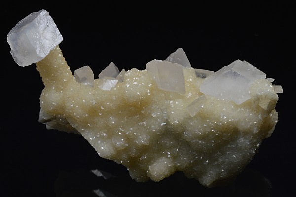 Two generations Calcite on Quartz