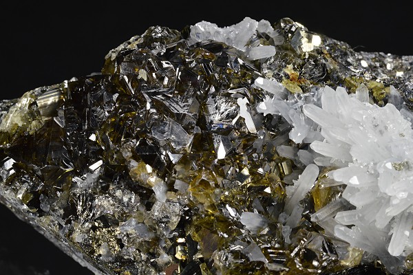 Cleiophane, Quartz