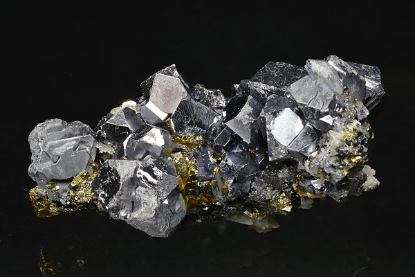 Truncated Galena, Chalcopyrite, Pyrite, Quartz