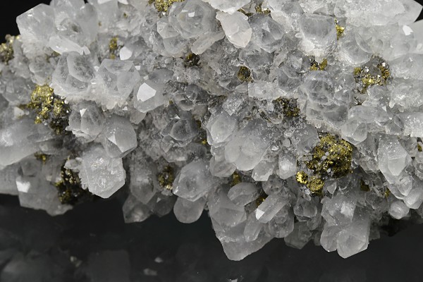 Quartz, Chalcopyrite, Pyrite
