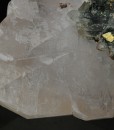 Manganoan Calcite, Quartz, Chalcopyrite