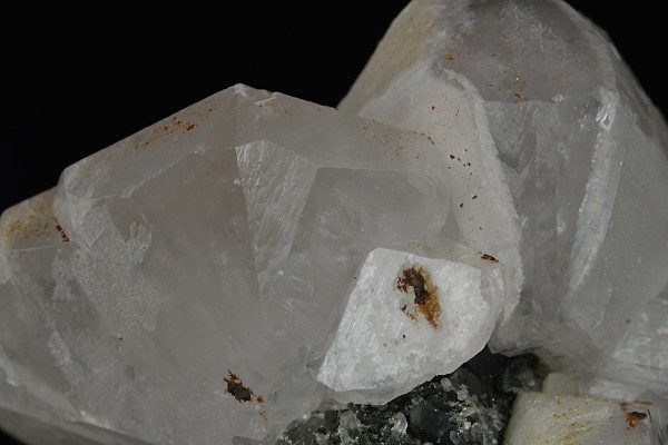 Manganoan Calcite, Quartz, Chalcopyrite