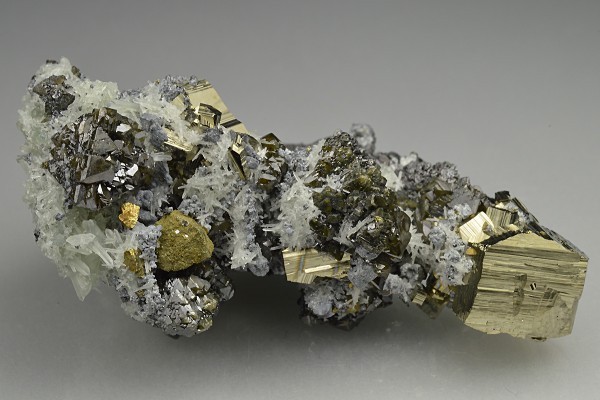 Pyrite, gem Sphalerite var.Cleiophane, Quartz, Galena, Chalcopyrite
