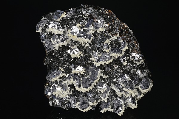 Spinel law twin Galena, Sphalerite, Quartz, Calcite