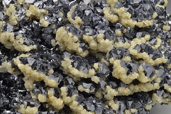 Spinel law twin Galena, Calcite