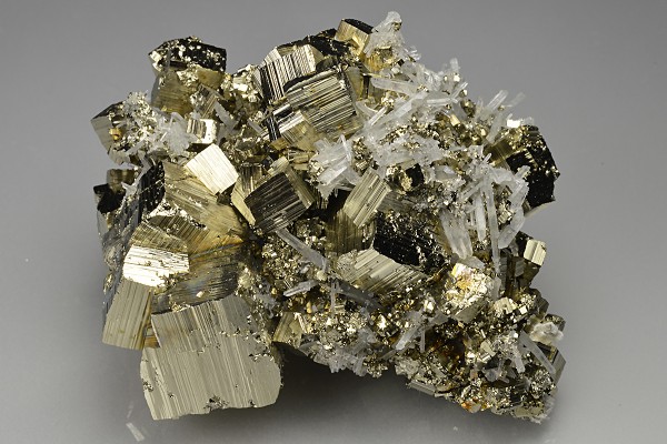 Pyrite, Quartz