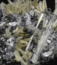 Quartz on twinned Galena, Sphalerite, Chalcopyrite