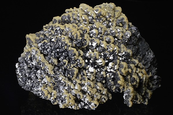 Spinel law twin Galena tinged with Calcite