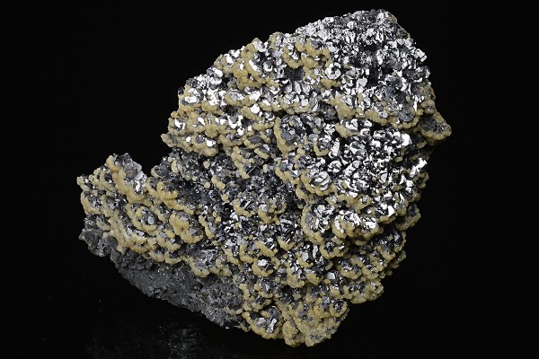 Spinel law twin Galena tinged with Calcite