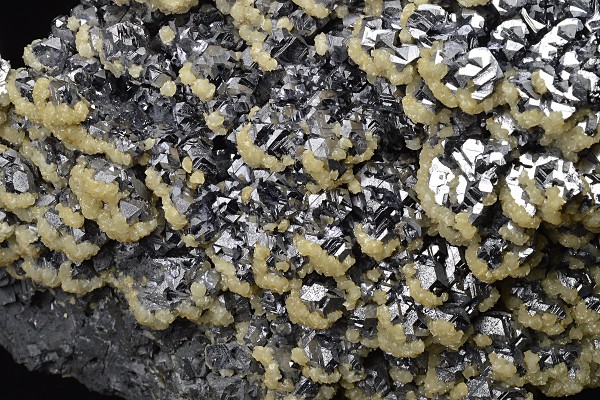 Spinel law twin Galena tinged with Calcite