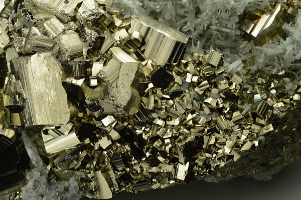 Quartz, Pyrite
