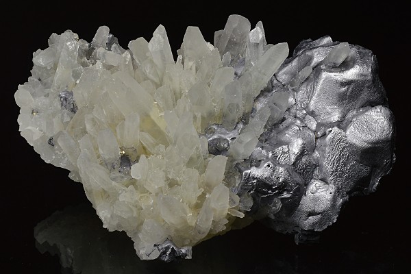 Quartz, twinned Galena, Pyrite