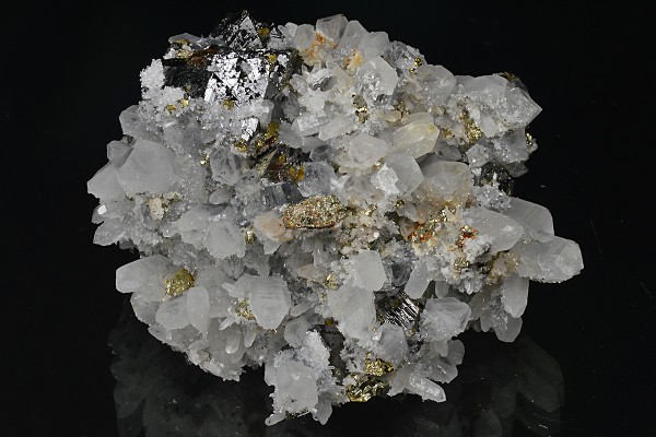 Quartz, Sphalerite, Pyrite, Chalcopyrite