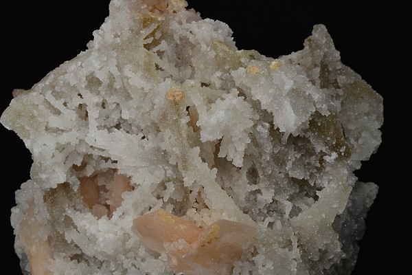 Stilbite, Chalcedony