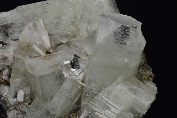 Apophyllite, Scolecite