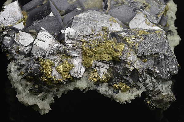 Galena, Chalcopyrite, Quartz, Sphalerite
