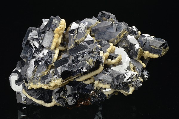 Spinel law twin Galena, Calcite