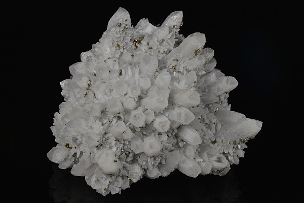 Quartz with growth phantoms, Chalcopyrite