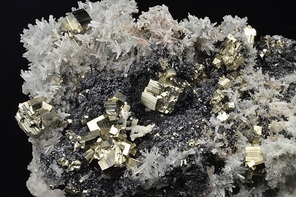 Pyrite, Quartz, Sphalerite