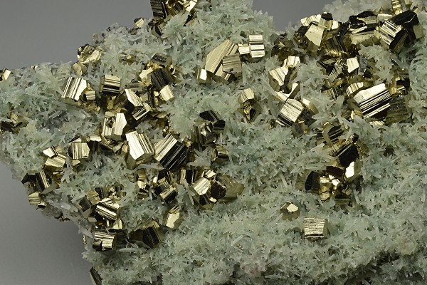Pyrite on Quartz, Sphalerite