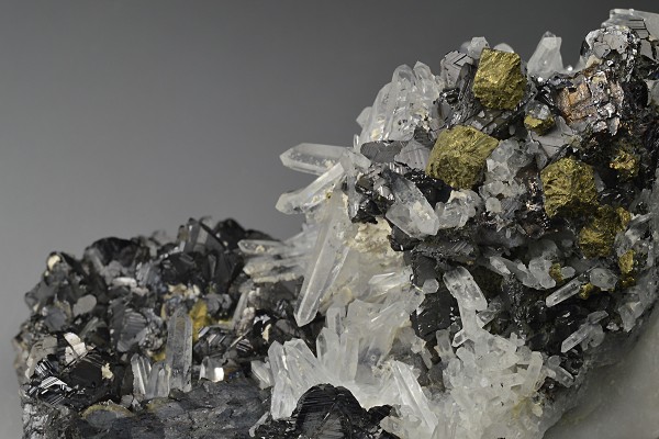 Sphalerite, Quartz, Chalcopyrite