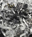 Quartz on Sphalerite, Chalcopyrite