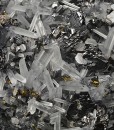 Quartz on Sphalerite, Chalcopyrite