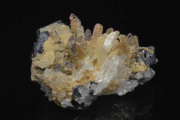 Quartz on twinned Galena, Calcite