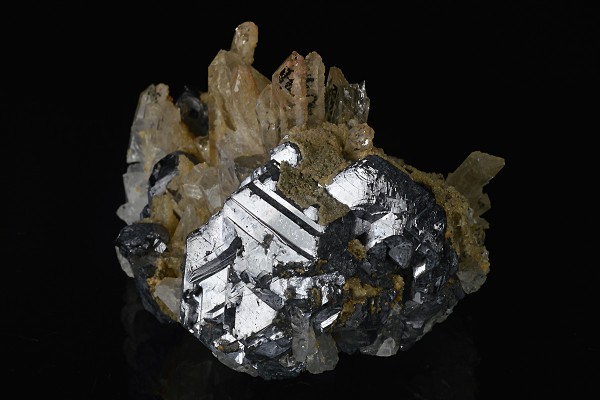 Quartz on twinned Galena, Calcite