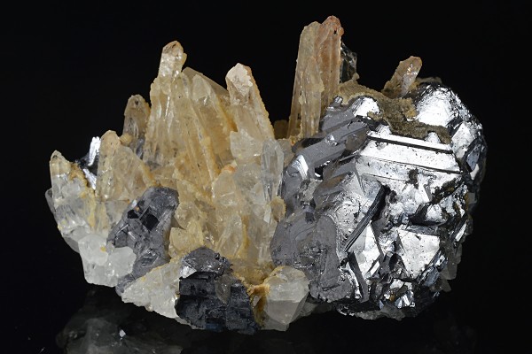 Quartz on twinned Galena, Calcite