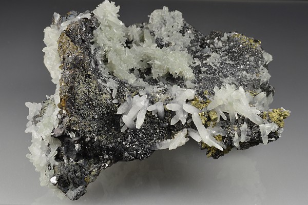 Quartz on Sphalerite, Chalcopyrite, Pyrite, Galena